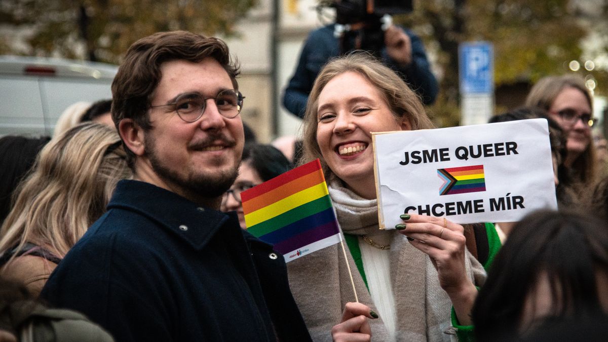 FOTO: Demonstranti na akci Společně proti nenávisti žádali ochranu LGBT lidí